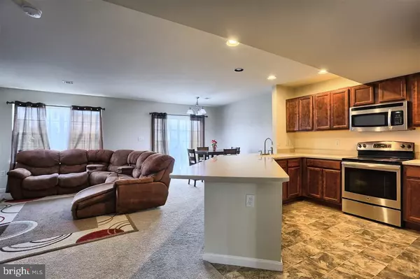 Mechanicsburg, PA 17055,221 MELBOURNE LN