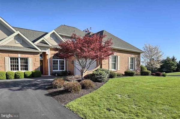 4800 OAKMONT GRN, Mechanicsburg, PA 17050