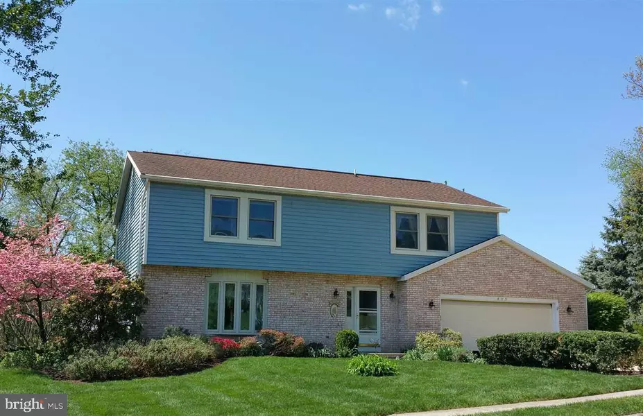 823 RIDGEWOOD DR, Mechanicsburg, PA 17050