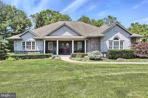 4855 OAKMONT GRN, Mechanicsburg, PA 17050