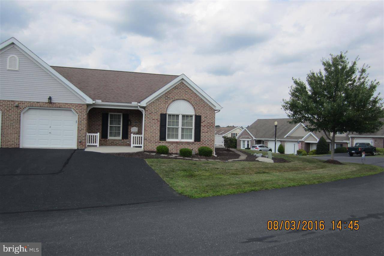 Mechanicsburg, PA 17050,2 CREEK BANK DR