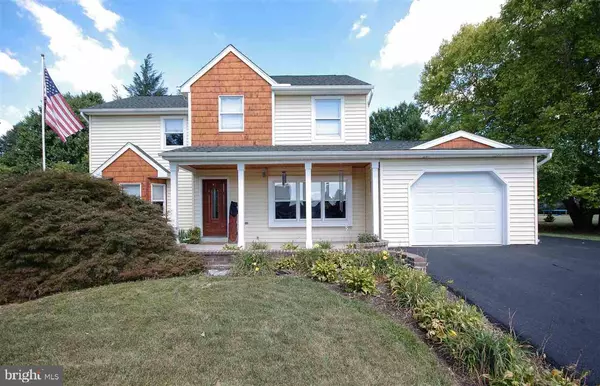 2 CANTERBURY CT, Mechanicsburg, PA 17050