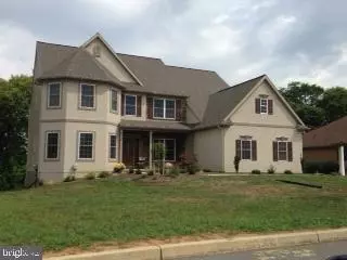 37 SPRINGDALE WAY, Mechanicsburg, PA 17050