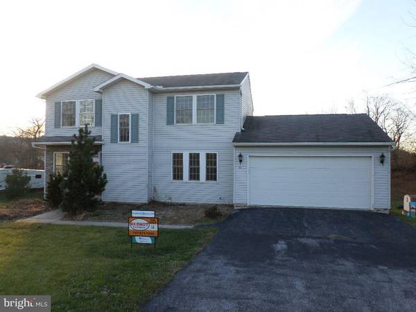 310 NEBINGER ST, Lewisberry, PA 17339