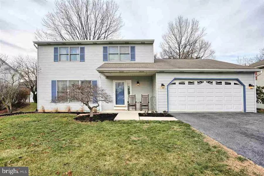 163 VALLEY DR, Carlisle, PA 17013