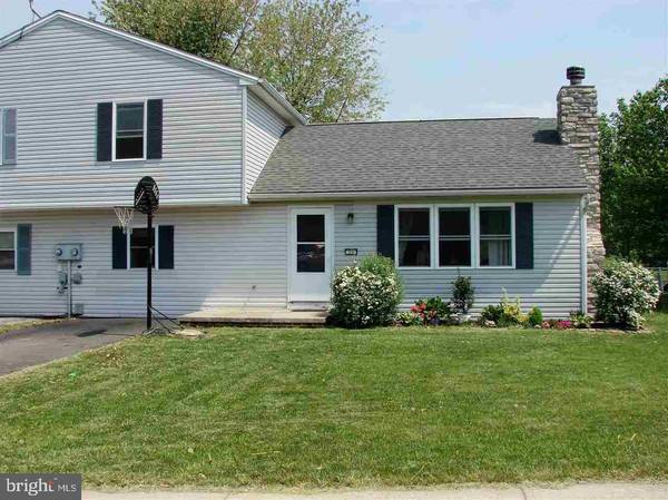 13 FURMAN RD, Dillsburg, PA 17019