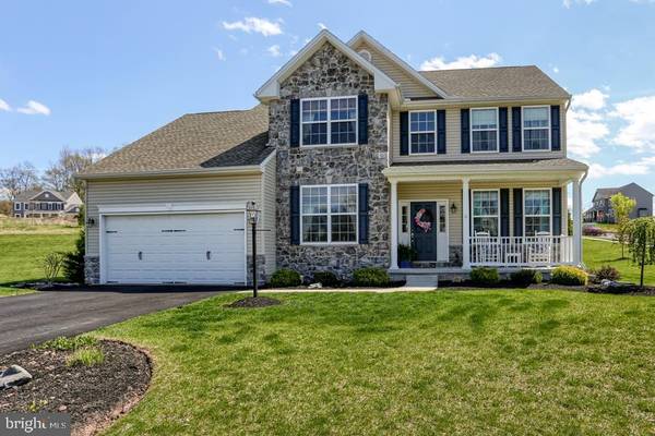 1 LEDGESTONE DR, Dillsburg, PA 17019