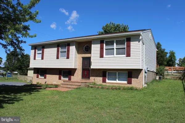 1276 OX RD, Woodstock, VA 22664