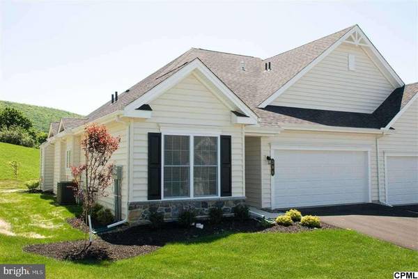 302 VALOR DR, Mechanicsburg, PA 17050