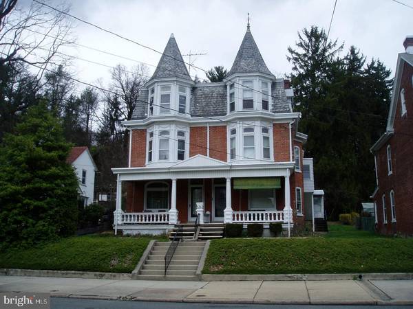 139 W PHILADELPHIA AVE, Boyertown, PA 19512