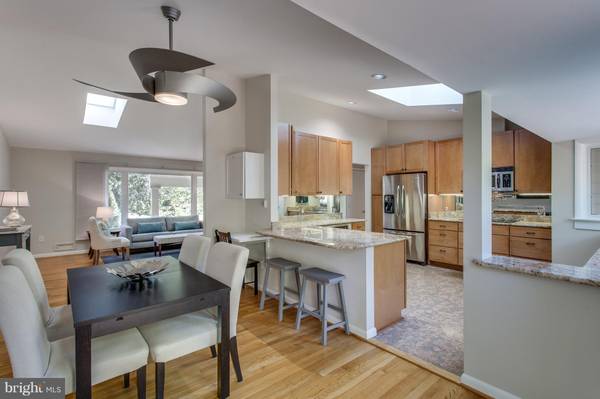 8704 BRADGATE RD, Alexandria, VA 22308