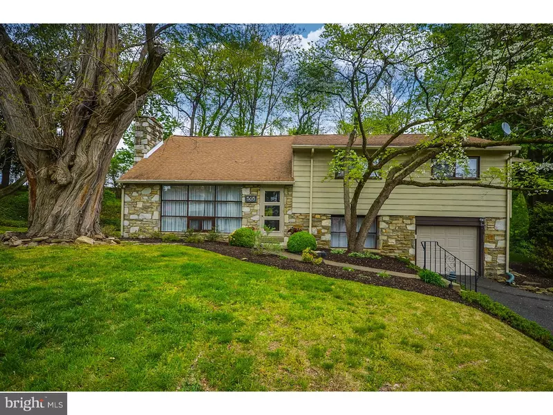 565 GLENMORE AVE, Elkins Park, PA 19027