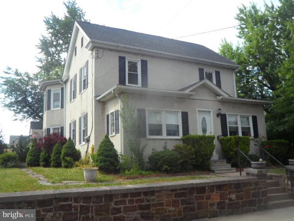 19 W LINCOLN AVE, Hatfield, PA 19440