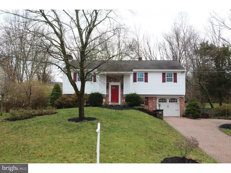 83 SKYLINE DR, Eagleville, PA 19403