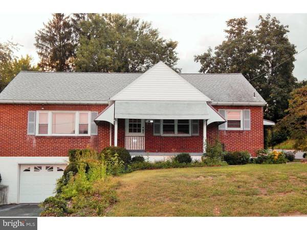 317 GROSSTOWN RD, Pottstown, PA 19464