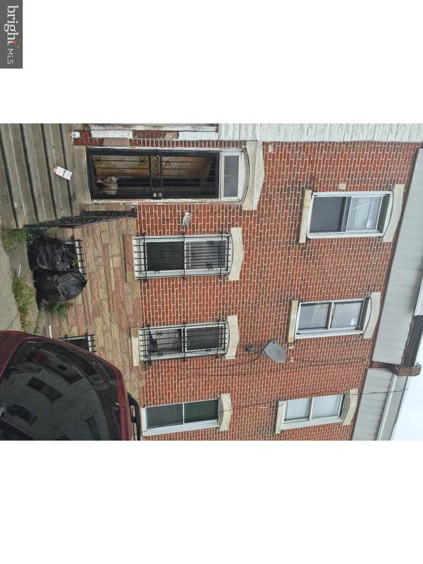 3240 EMERALD ST, Philadelphia, PA 19134