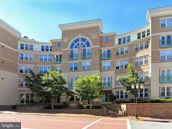 Reston, VA 20190,12001 MARKET ST #232