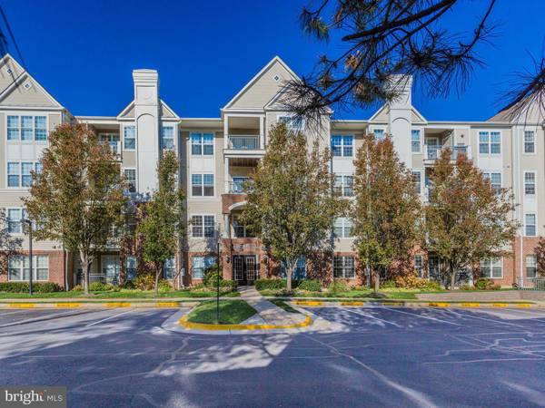 3009 NICOSH CIR #4307, Falls Church, VA 22042