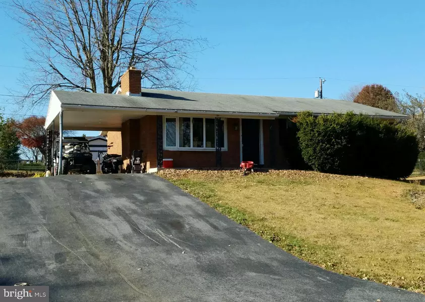 13814 NORTHVALLEY DR, Hagerstown, MD 21742