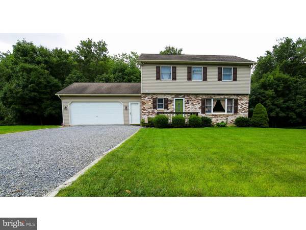 4035 CHARLES DR, Danielsville, PA 18038