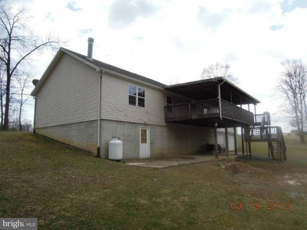 14 NOWHERE TRL, Hedgesville, WV 25427