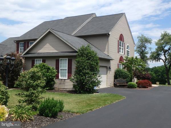 Macungie, PA 18062,2161 WOODRIDGE DR