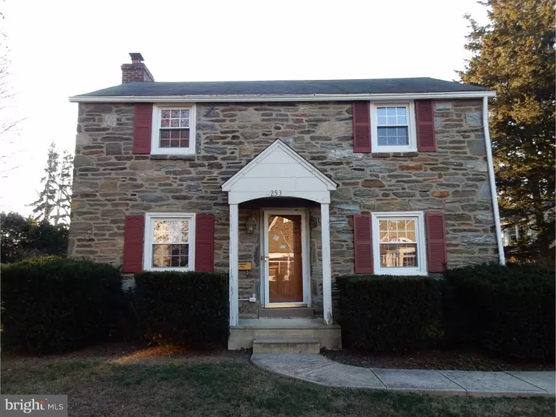 2536 HILLCREST RD, Drexel Hill, PA 19026