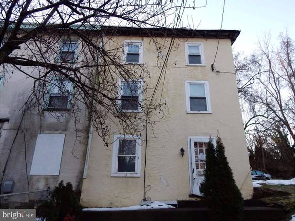 12 MILL RD, Clifton Heights, PA 19018