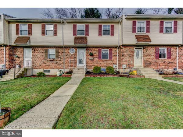 55 COLONIAL CIR, Aston, PA 19014