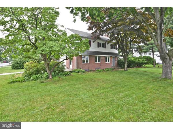 352 ASHWOOD RD, Springfield, PA 19064