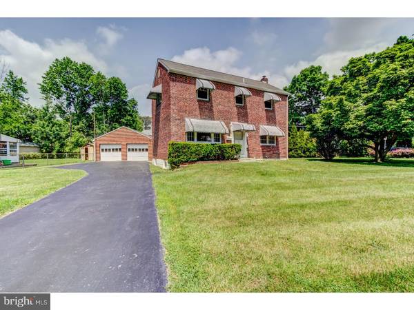 445 LAUREL AVE, Aldan, PA 19018