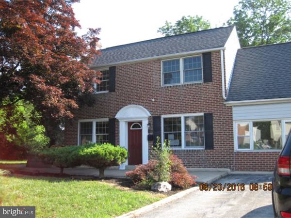 2405 N GREENHILL RD, Broomall, PA 19008