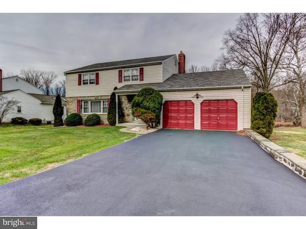 Broomall, PA 19008,239 FAWNHILL RD