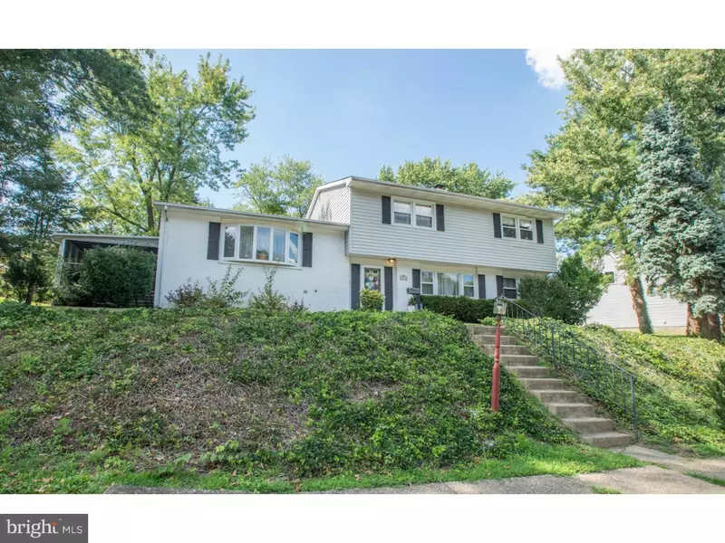 31 S CLIFFE DR, Wilmington, DE 19809