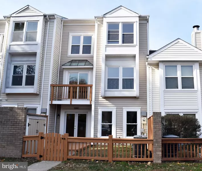 6068 DEER HILL CT, Centreville, VA 20121