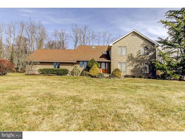 6 ROBERTS DR, Westampton, NJ 08060