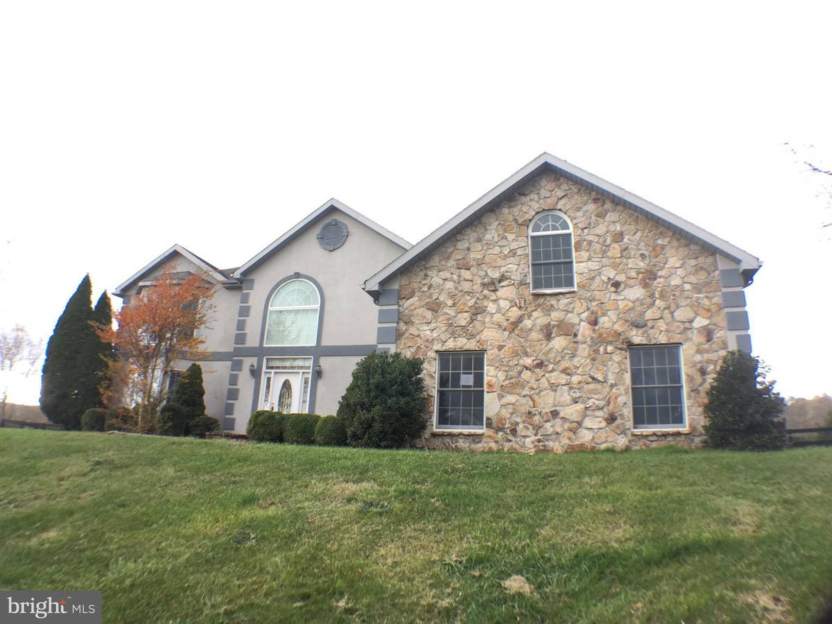 Martinsburg, WV 25403,679 HORIZON WAY