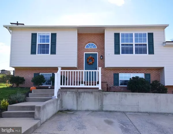 572 STONEWALL ST, Strasburg, VA 22657