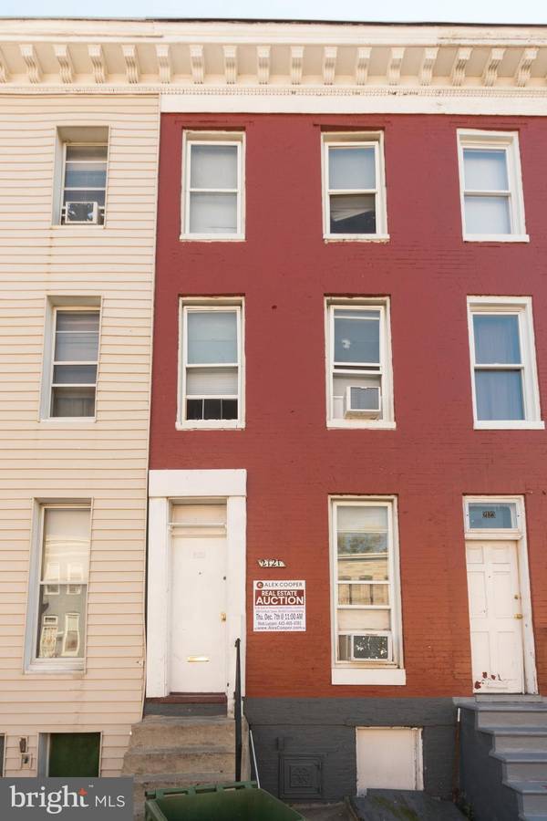 2121 HOLLINS ST, Baltimore, MD 21223