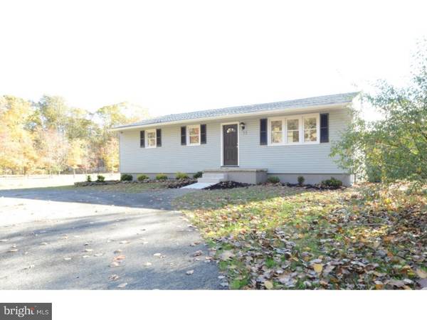 53 SPAULDING DR, Monroeville, NJ 08343