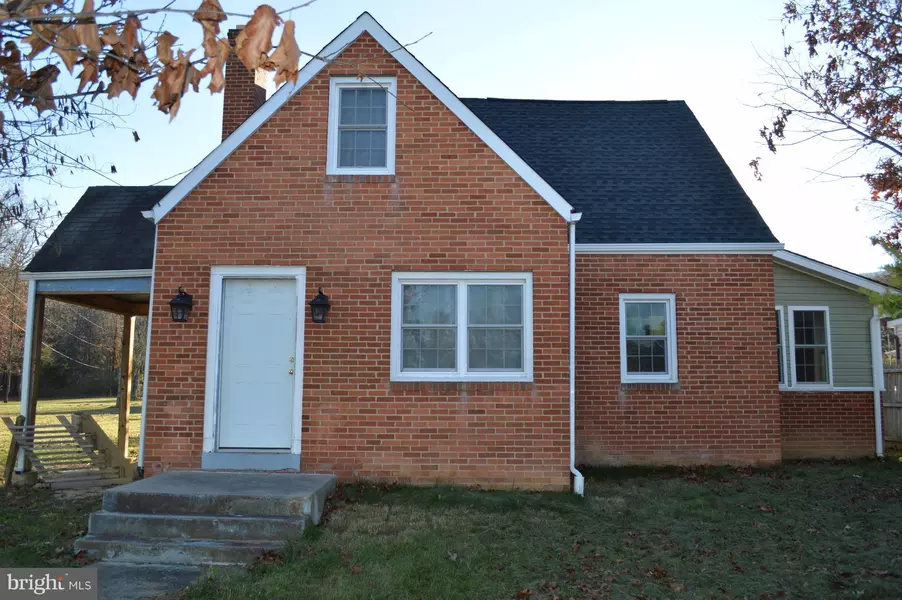 5635 STRASBURG RD, Strasburg, VA 22657