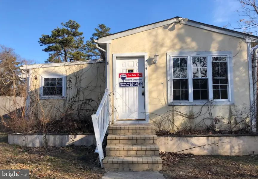 115 GREENWOOD AVE, Pine Hill, NJ 08021