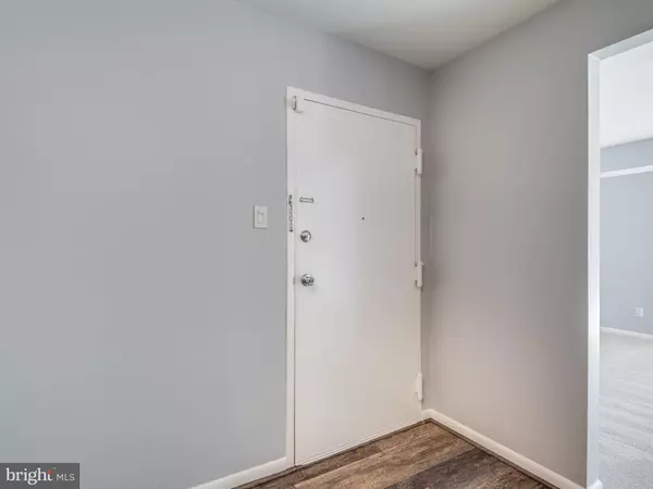 Reston, VA 20190,11627 VANTAGE HILL RD #2A