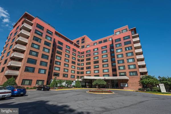 1011 ARLINGTON BLVD #442, Arlington, VA 22209