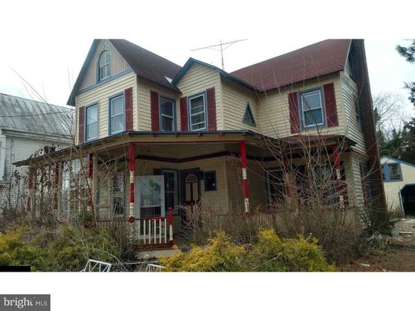 12 FRANKLIN ST, Cedarville, NJ 08311