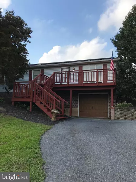 15 SHARON DR, Shermans Dale, PA 17090