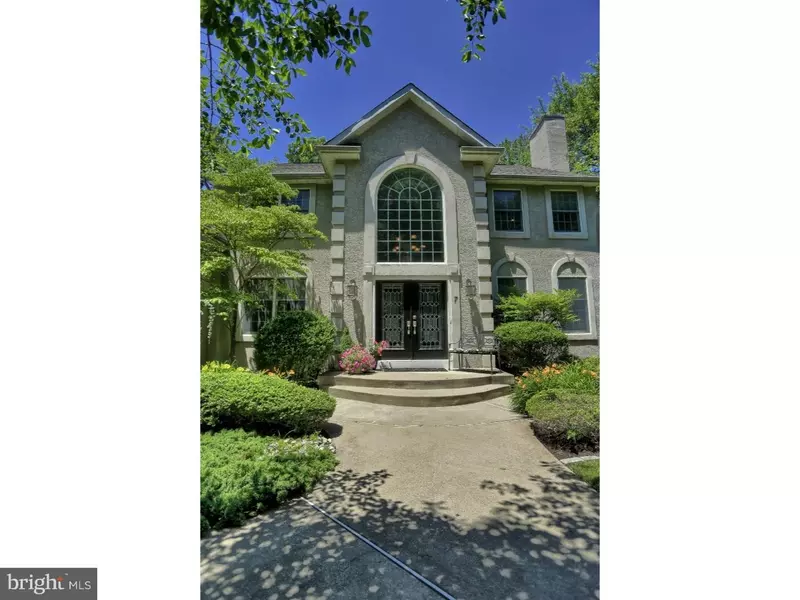 7 COLLAGE CT, Cherry Hill, NJ 08003