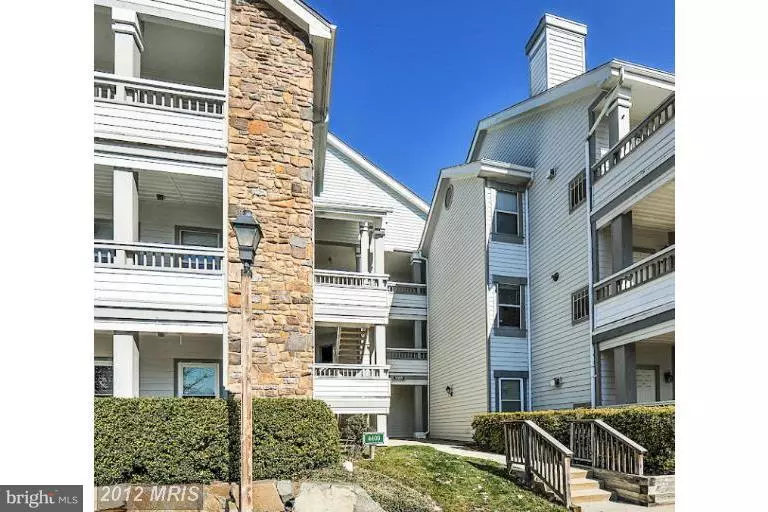 4405 FAIR STONE DR #104, Fairfax, VA 22033