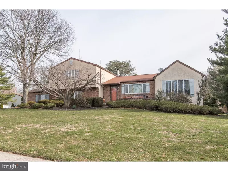 1300 CORY DR, Fort Washington, PA 19034