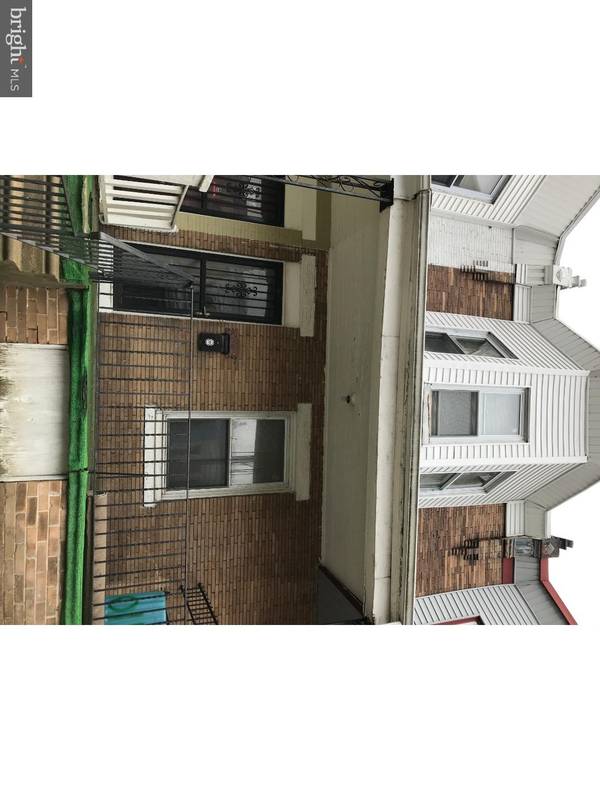 5252 RODMAN ST, Philadelphia, PA 19143